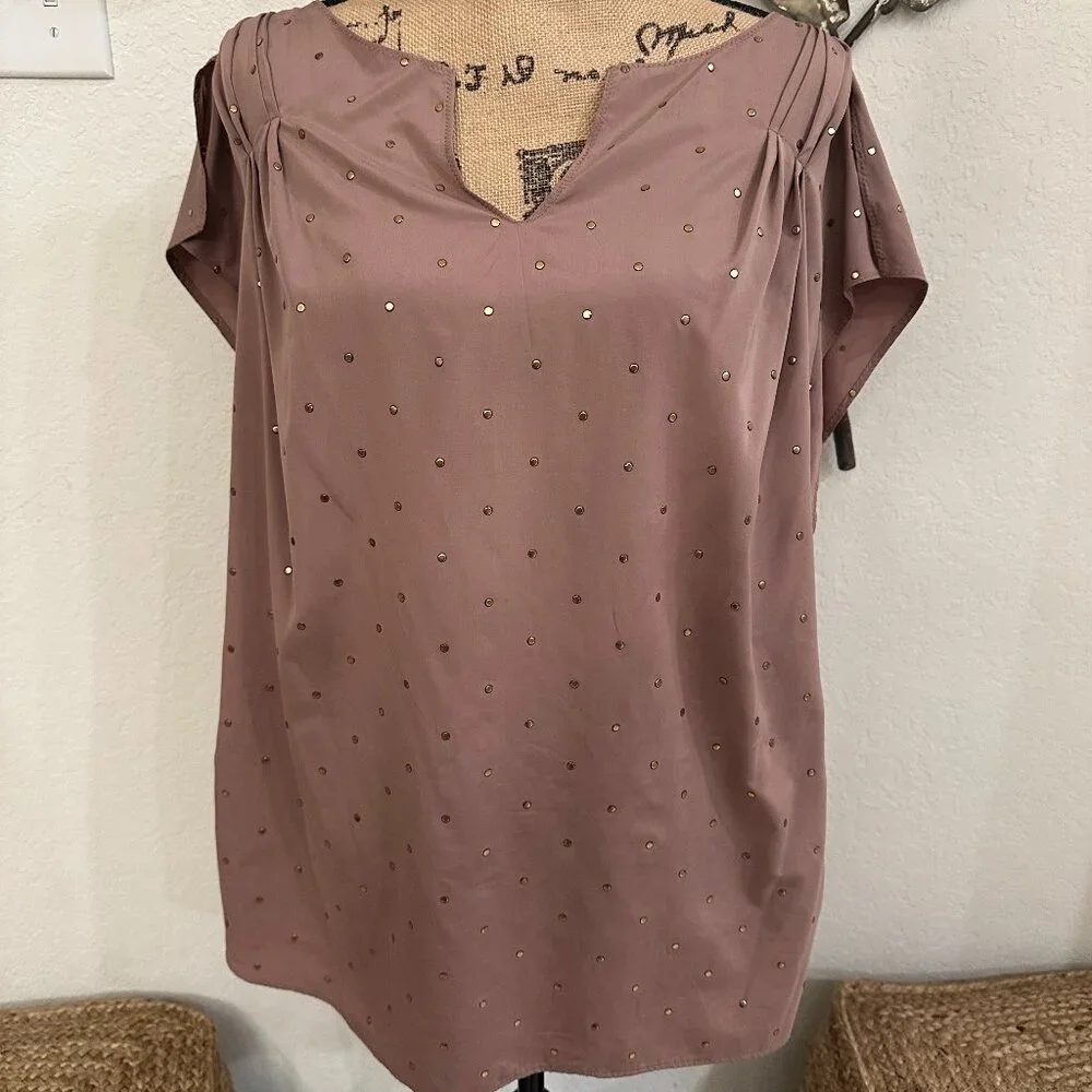 A.N.A. Mauve Pink Gold Studded Blouse – Size 1X - Picture 2 of 4